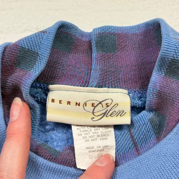 Vintage 90s Bernie’s Glen Grandma Crewneck Embroidered Sweatshirt, Size XXL - Picture 6 of 8